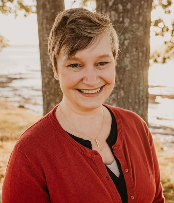 staff-6 Shannon Hartigan